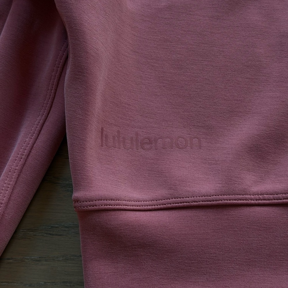 Lululemon Softstreme Cropped Crew Womens 6 Pink Oversized Pullover - Picture 8 of 9